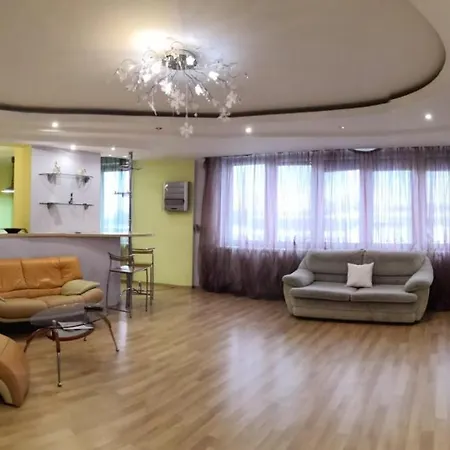 Апартаменты Great 4rooms Sverdlova 23 *